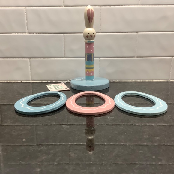 Rabbit Wood Ring Toss w/3 Rings - Picture 2 of 8